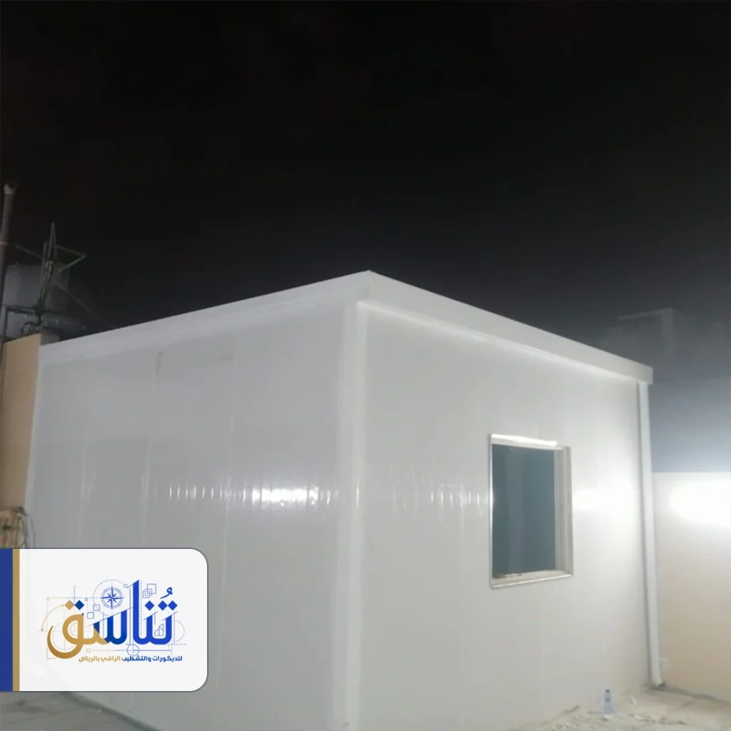 بناء ملحق ساندوتش بانل الرياض