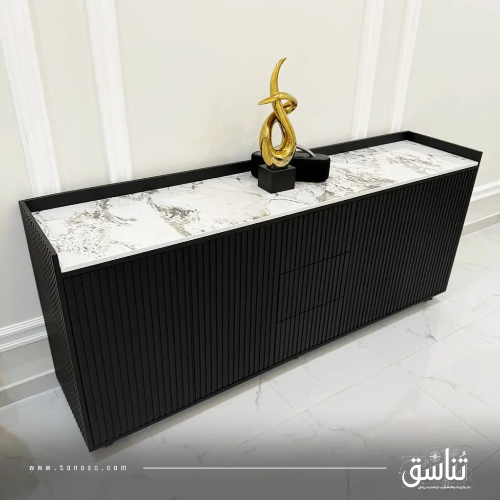 اشكال طاولات خشب